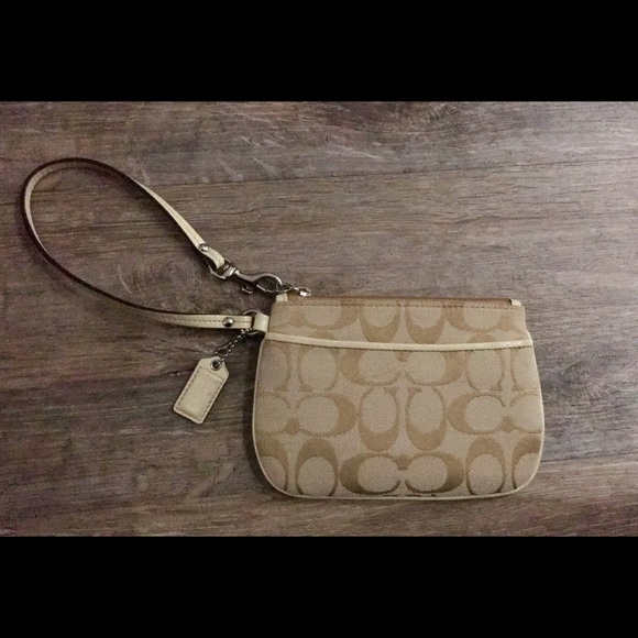 Coach Wristlet - Picture 1 of 2